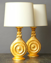 The Disque Chinois Lamp